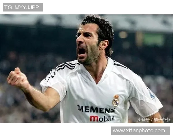 帕尼尼足球卡马赛克系列全解析:珍稀球星卡收藏价值与市场趋势 帕尼尼足球卡马赛克系列全解析:珍稀球星卡收藏价值与市场趋势