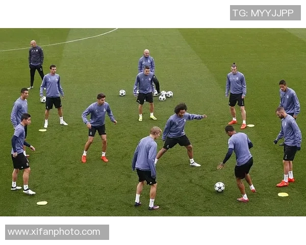 脚歪技术大咖盘点:那些用非传统脚法颠覆足球的球星 脚歪技术大咖盘点:那些用非传统脚法颠覆足球的球星